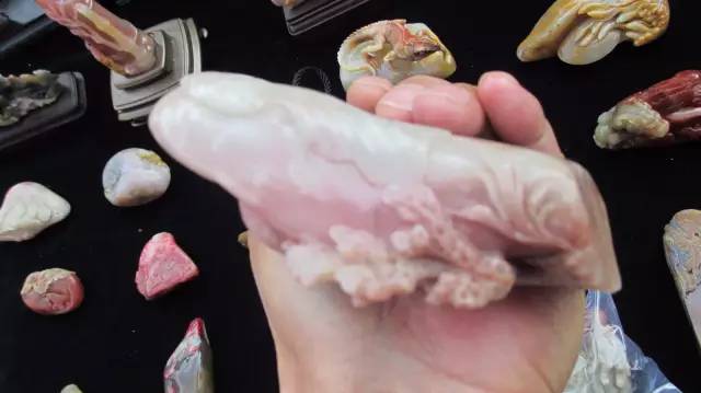 鍗氶泤鐭宠僵,鍗氶泤杞╁灞辩煶