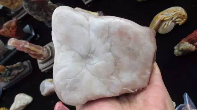 鍗氶泤鐭宠僵,鍗氶泤杞╁灞辩煶