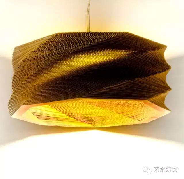 瓦楞纸灯饰手工教程,瓦楞纸灯饰包装