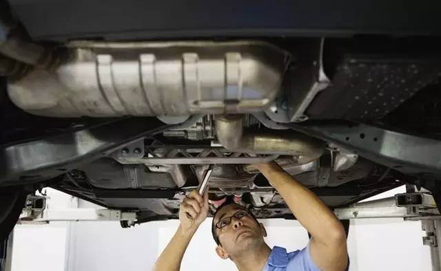 老婆为什么不同意借车,老婆与车概不外借原版