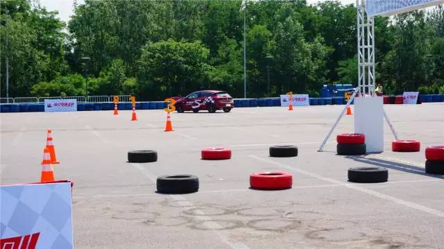 弯道那些小事你知道吗?看完还不懂的我负责