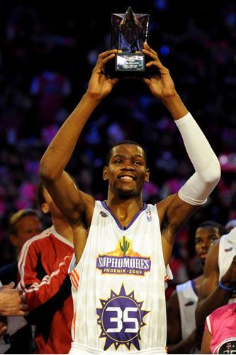 kd签名鞋出到第几代了,你心目中kd最佳球鞋是哪双