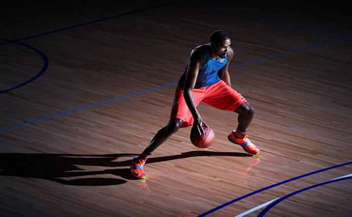 kd签名鞋出到第几代了,你心目中kd最佳球鞋是哪双