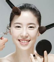 新手淡妆入门化妆品清单,新手学化妆淡妆需要哪些化妆品