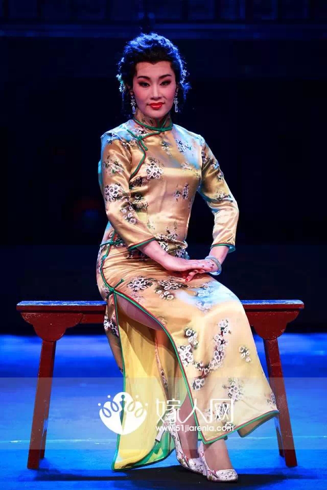 包头“凤祥楼”的女人们放点图给大家解解馋