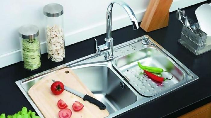 一般厨房不锈钢水槽怎么安装,不锈钢水槽的几种安装方式