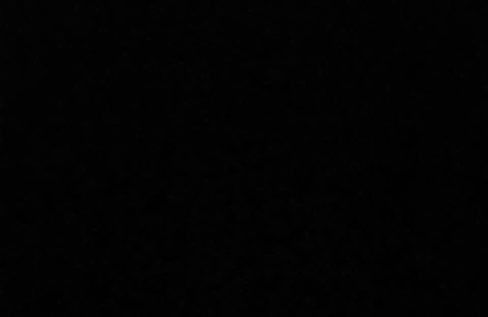 当上床的王少发现情况不对时，已经来不及了。。。。。。