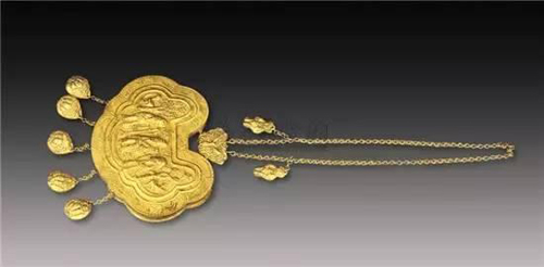 满月戴长命锁绳子有什么讲究,给婴儿买长命锁和手镯有什么讲究