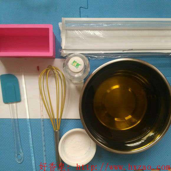 怎么做有颜色的蚕丝皂,蚕丝手工皂制作教程