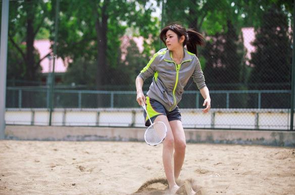 古惑仔照片五人打羽毛球,古惑仔打羽毛球图片