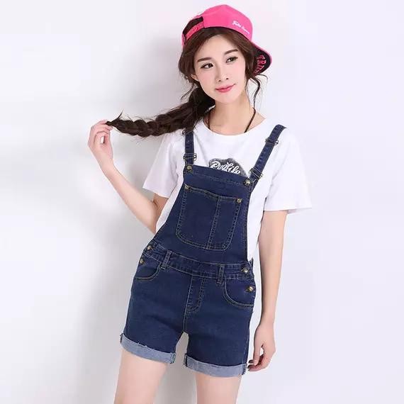 背带裤的夏天,时间再回不到从前青春岁月且珍惜