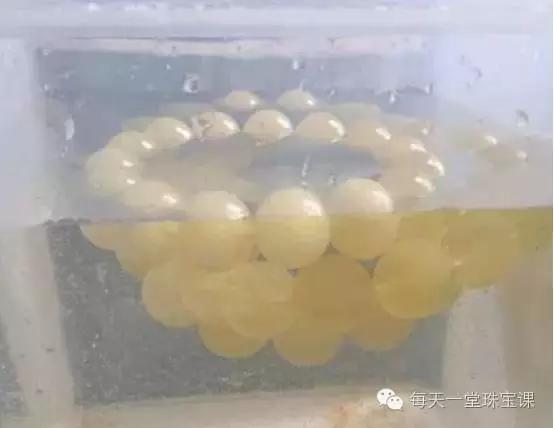 认识假蜜蜡没什么了不起,90%的人都被优化蜜蜡给“坑”了!