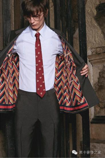 包包是女人的标志,包包是女人的专属物