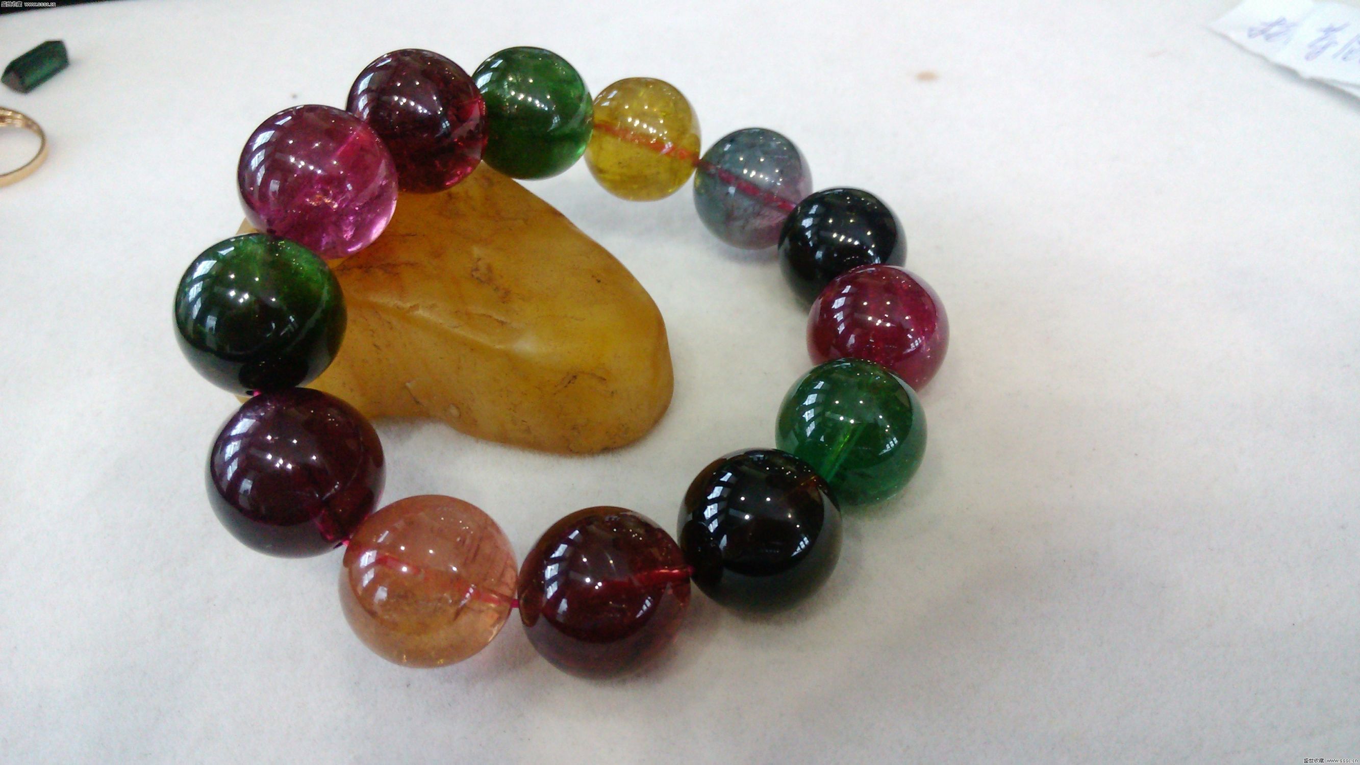 碧玺手链的功效作用,碧玺手镯的价值