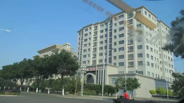 鍗氶泤鐭宠僵,鍗氶泤杞╁灞辩煶