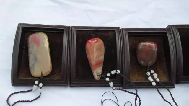 鍗氶泤鐭宠僵,鍗氶泤杞╁灞辩煶