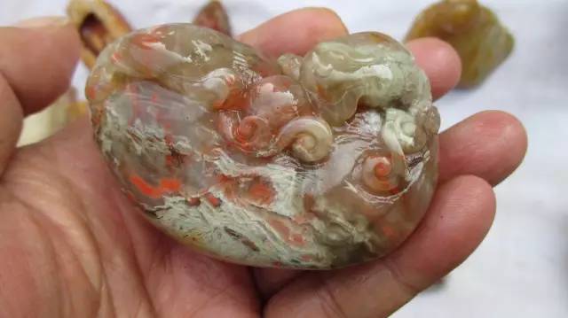 鍗氶泤鐭宠僵,鍗氶泤杞╁灞辩煶