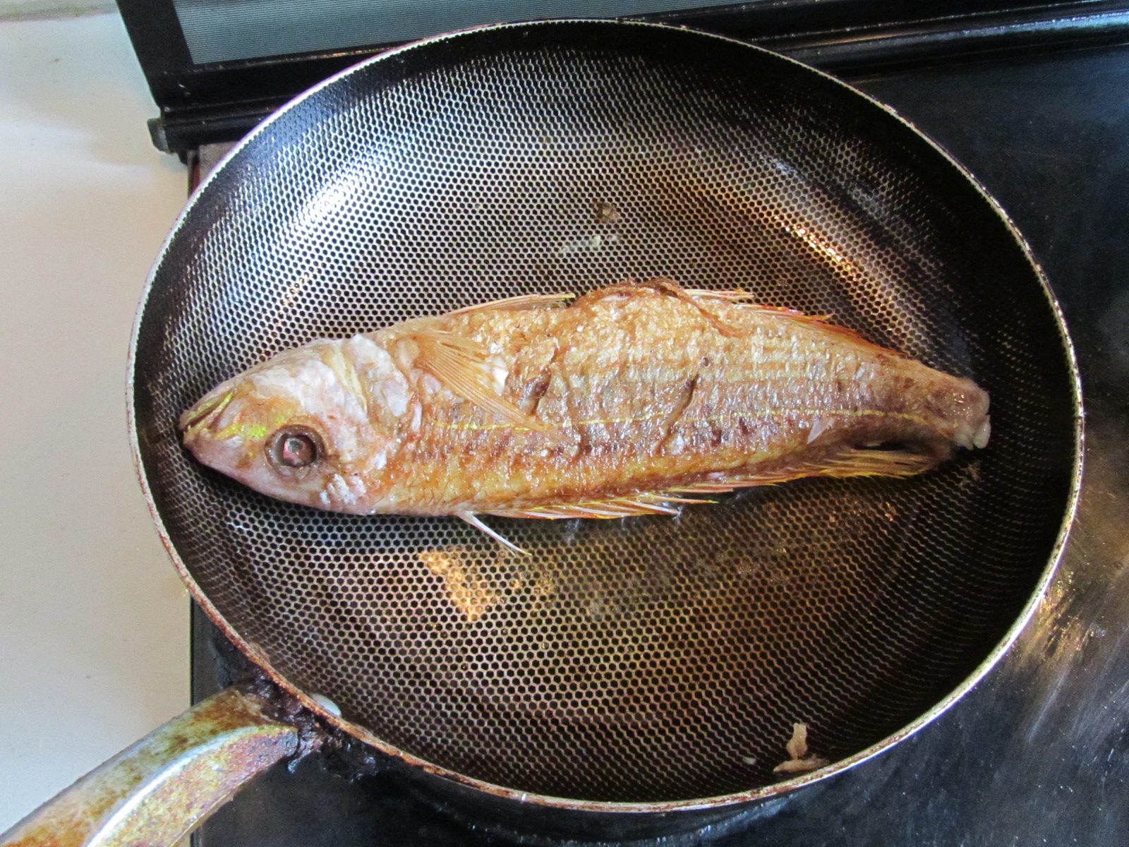 做鱼，为啥粘锅？为啥鱼皮不完整？为啥不入味？原来是少了这几步