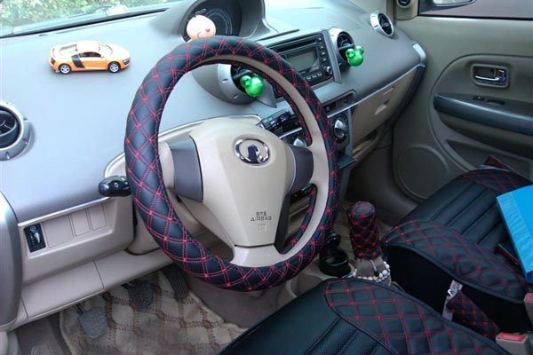 长城炫丽车内可以装氛围灯线,长城炫丽汽车室内装饰灯