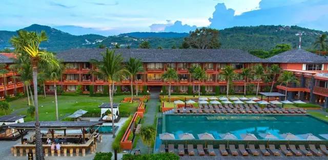 这个20年前无人知晓的小岛，现在竟然成为穷尽想象的魅惑之地！