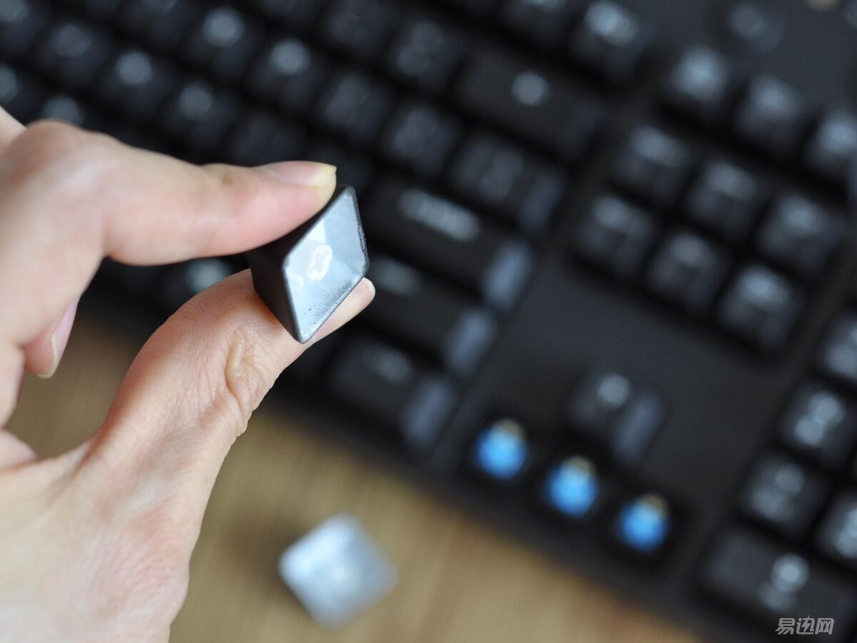 罗技g610青轴和海盗船k68青轴,罗技青轴键盘g610