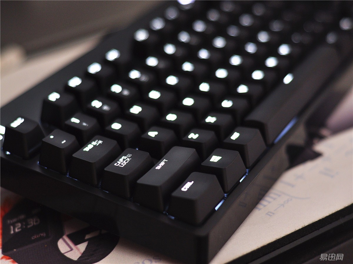 罗技g610青轴和海盗船k68青轴,罗技青轴键盘g610