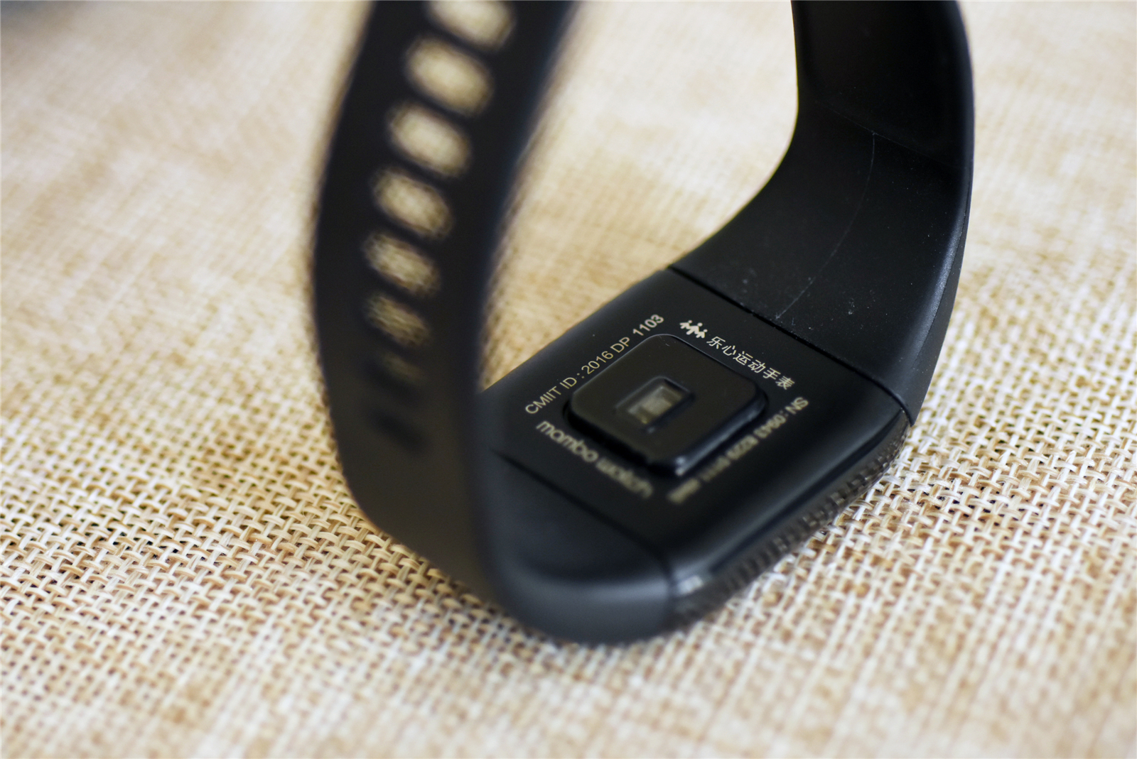 乐心手表乐享版,百元血压监测智能手表测评