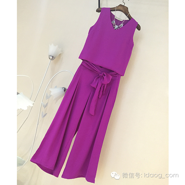 适合宅女的休闲套装，搭配不难完美出行