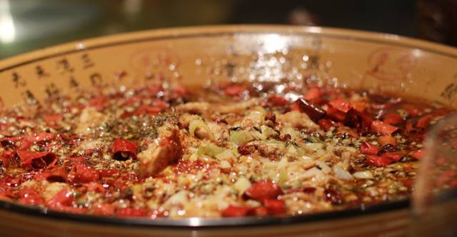 地铁二号线周围美食哈尔滨,地铁哈尔滨1号线最新线路图