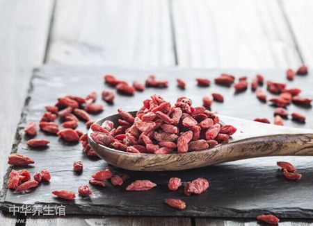 讲话多声音大易引起气虚,讲话太多会亏气血吗