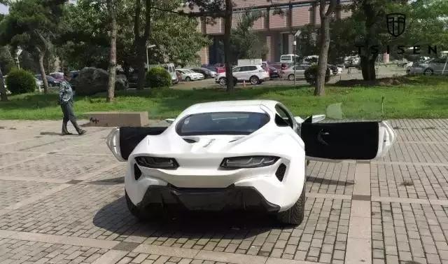 5名本科生,58天每天只睡6小时,造1辆电动超跑,惊艳全国!