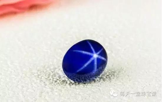 浪漫的星光宝石，实现每个女人的公主梦，不败家，能升值！