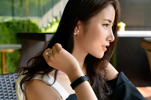 买一个小米手环有什么用,买1元的手环