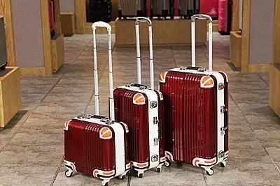 拉什么行李箱就知道你是哪个level的职场人？