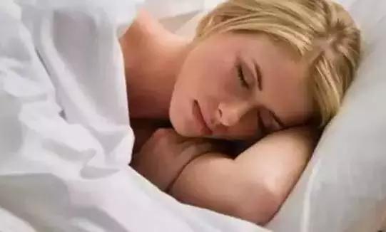 容易长斑的人是什么体质,最易长斑的5个时期