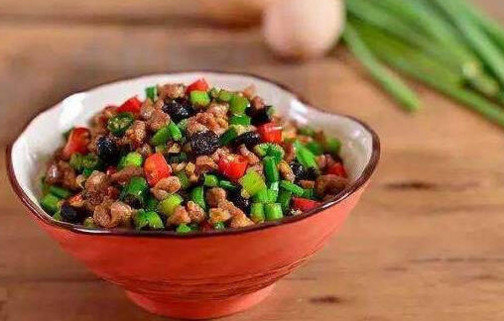 100个笑死人的姓名,笑死人的菜名搞笑