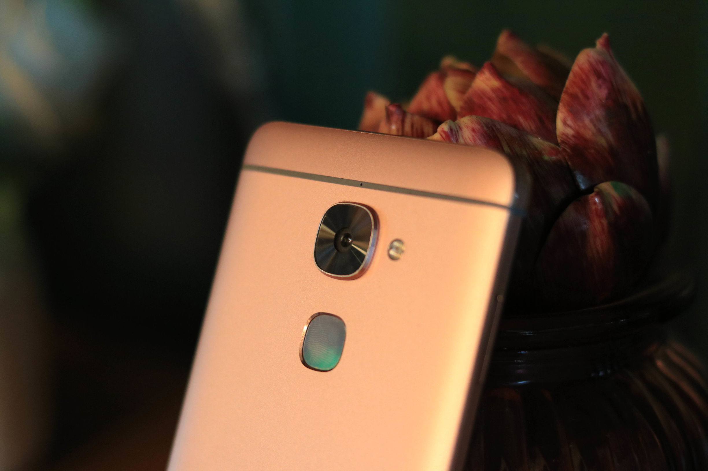 乐2与乐2pro有什么区别,乐2pro发布价