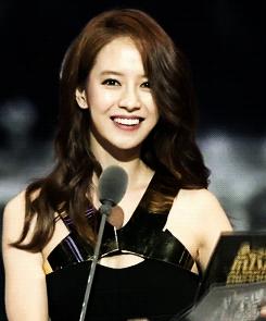 韩国跑男vs中国跑男杨颖宋智孝,杨颖宋智孝谁有实力