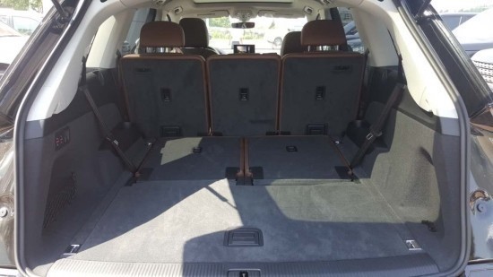 q7奥迪2017落地多少钱,2017款奥迪q7参数