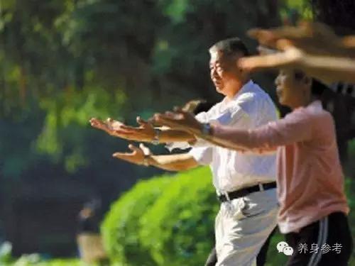 血瘀就容易生病!简单三招除血瘀,远离病痛得长寿,必看~