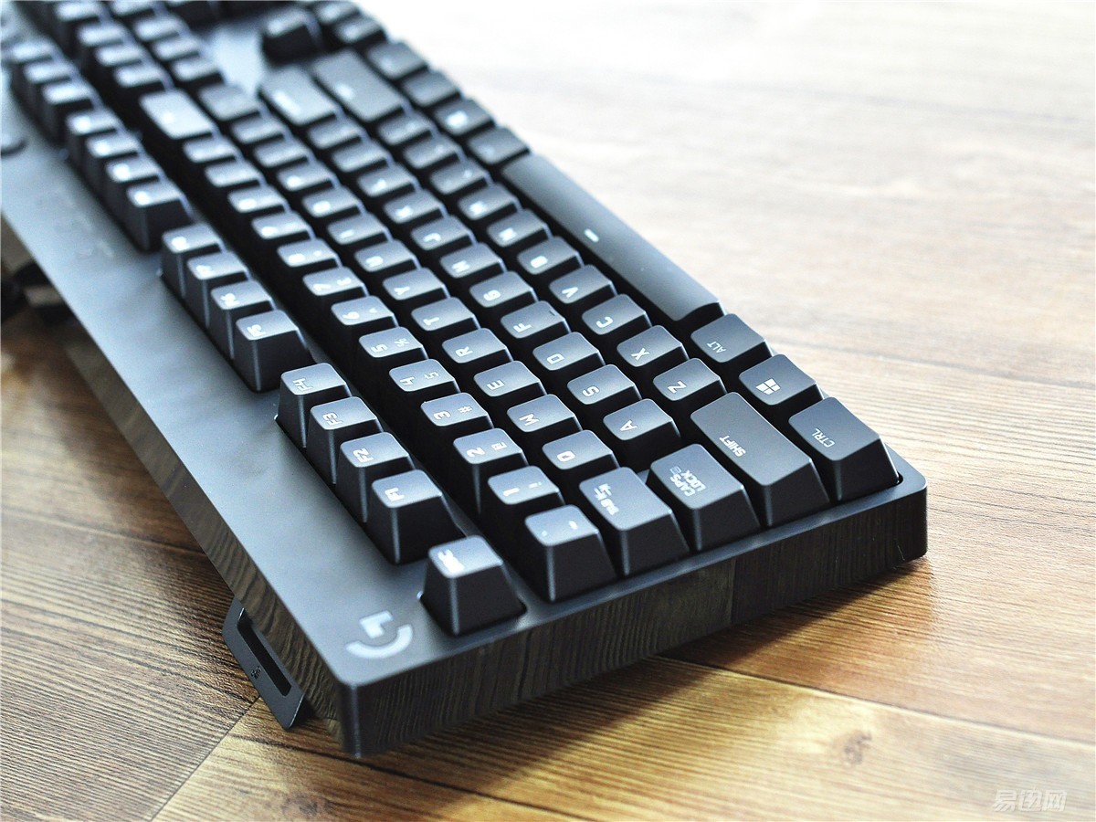 罗技g610青轴和海盗船k68青轴,罗技青轴键盘g610