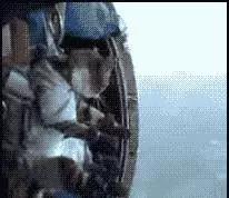 为什么民航飞机上不能配备降落伞,民航飞机为什么不备降落伞