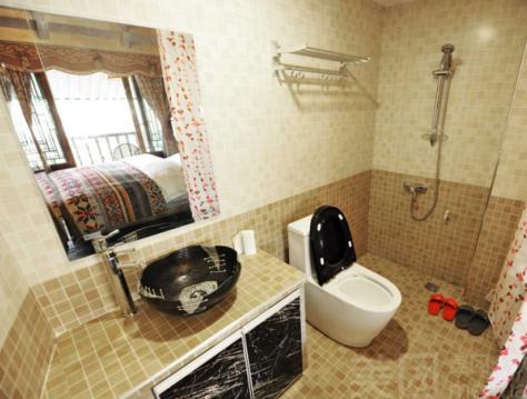 知卫生间方位忌宜,发大财正桃花大彻大悟!