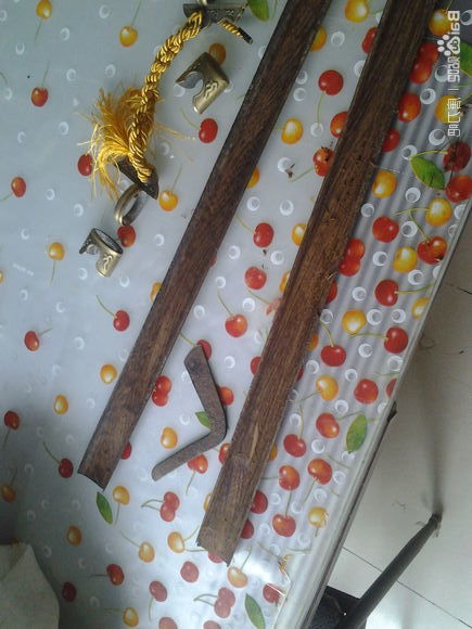 刀鞘两半了怎么修补,刀鞘变形怎么修复