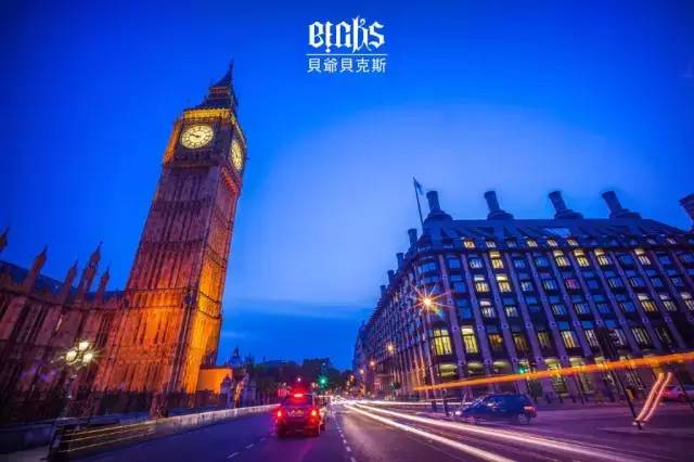 小编写完这条微信就请假去英国了,老板,这是我离英国最近的时刻