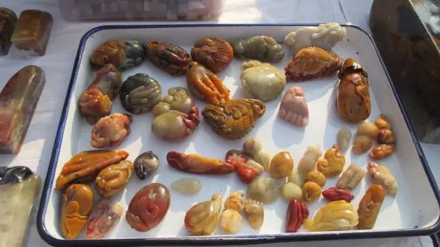 鍗氶泤鐭宠僵,鍗氶泤杞╁灞辩煶