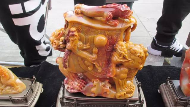 鍗氶泤鐭宠僵,鍗氶泤杞╁灞辩煶