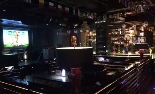 观音桥不夜九街哪里玩,重庆观音桥到不夜九街