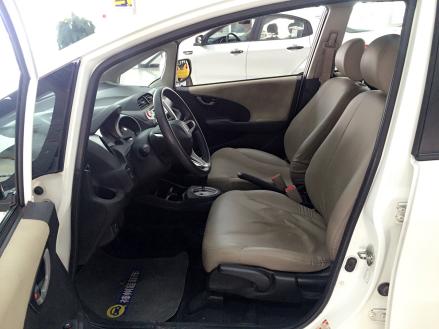 在深圳50万买了本田飞度,6万买本田飞度