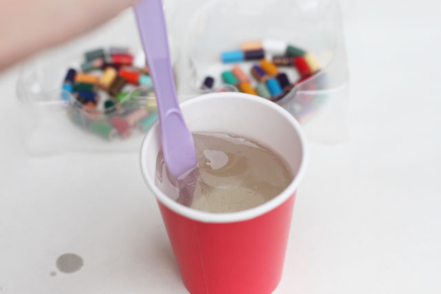 水晶琉璃手工饰品,水晶滴胶手工作品